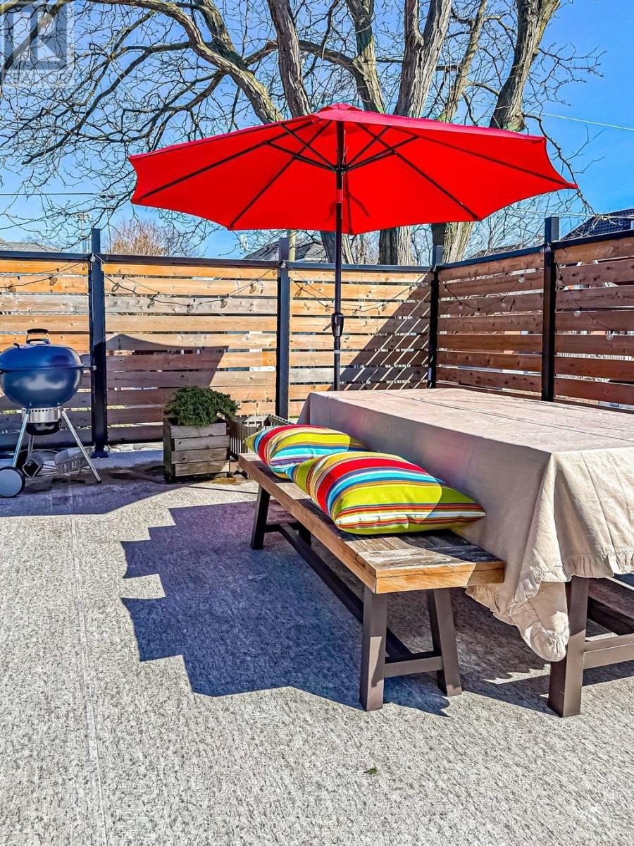 14 Reginald Street, Hamilton, ON - Outdoor
