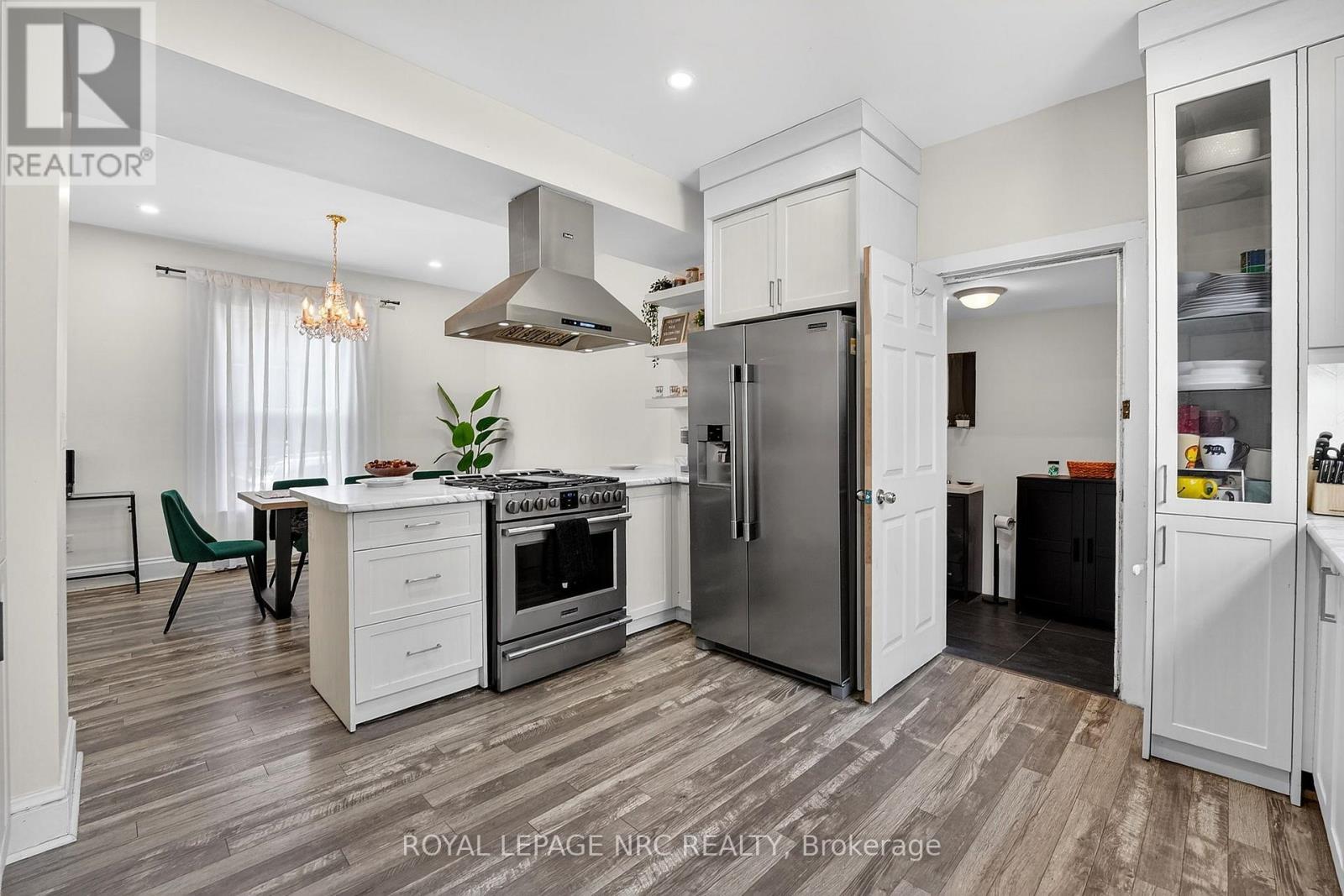 84 State Street, Welland (Welland Downtown), ON - Indoor Photo Showing Kitchen