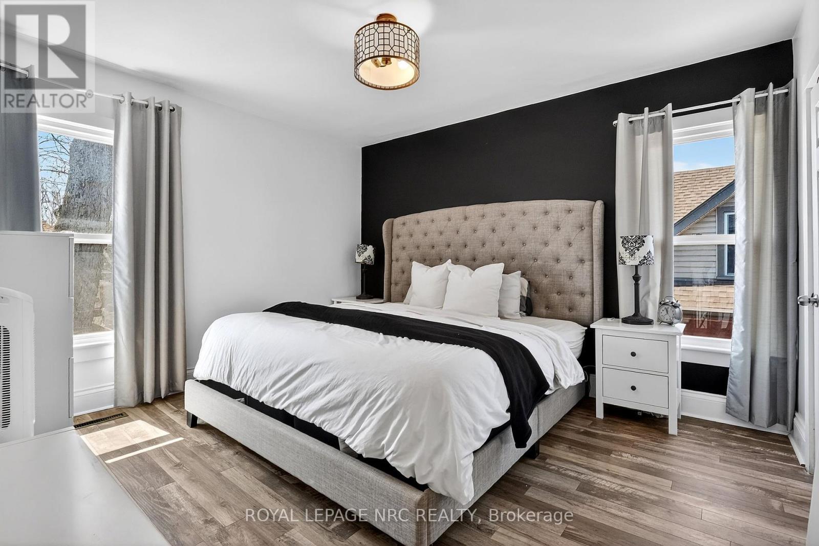 84 State Street, Welland (Welland Downtown), ON - Indoor Photo Showing Bedroom