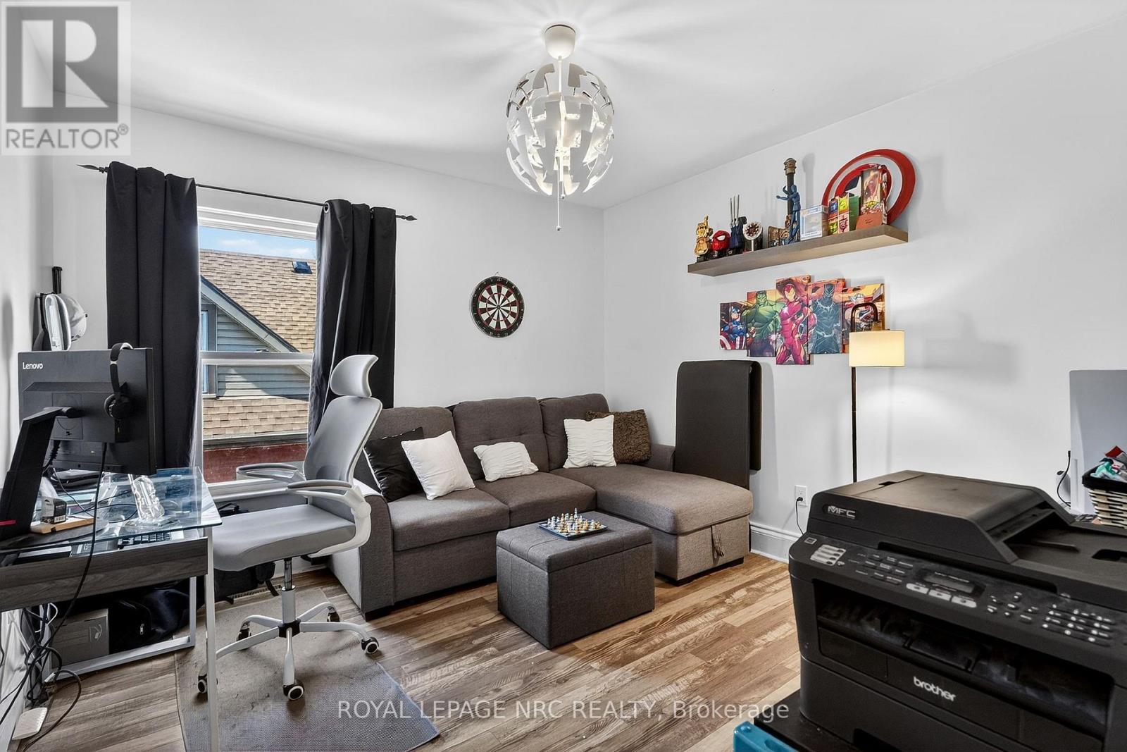 84 State Street, Welland (Welland Downtown), ON - Indoor Photo Showing Living Room