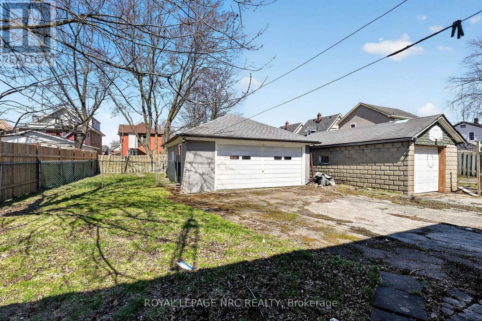 84 State Street, Welland (Welland Downtown), ON - Outdoor