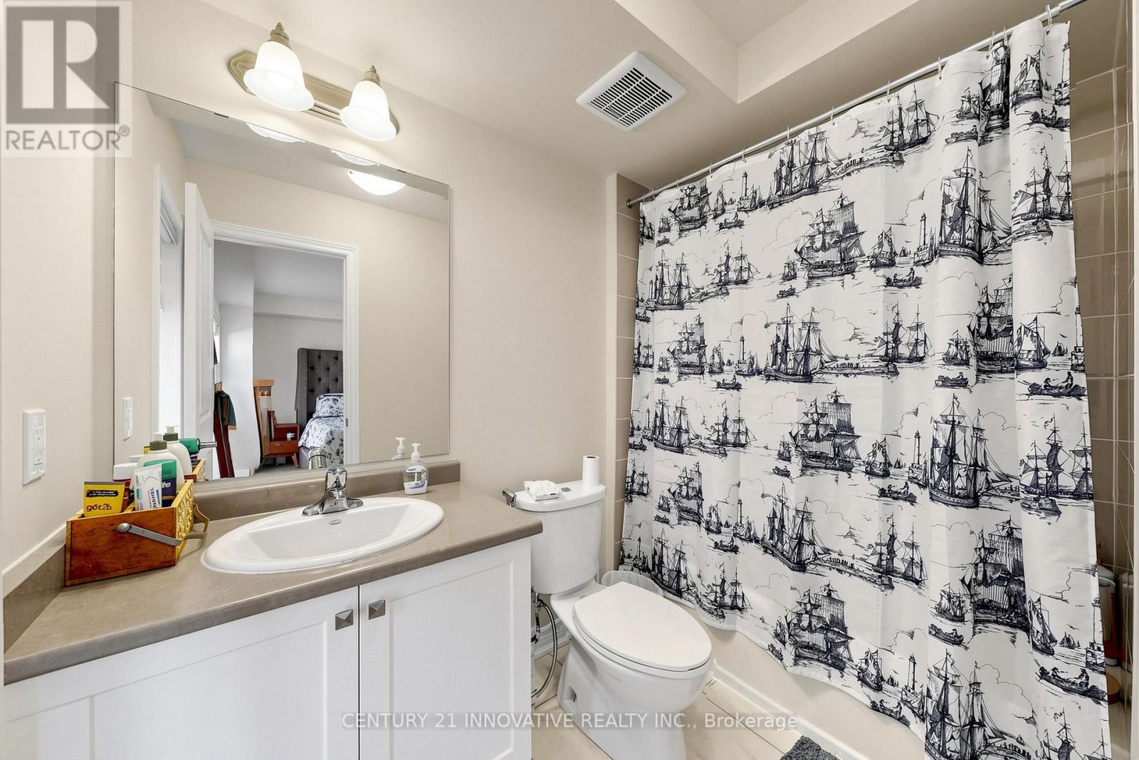 24 Icemaker Way, Whitby, ON - Indoor Photo Showing Bathroom