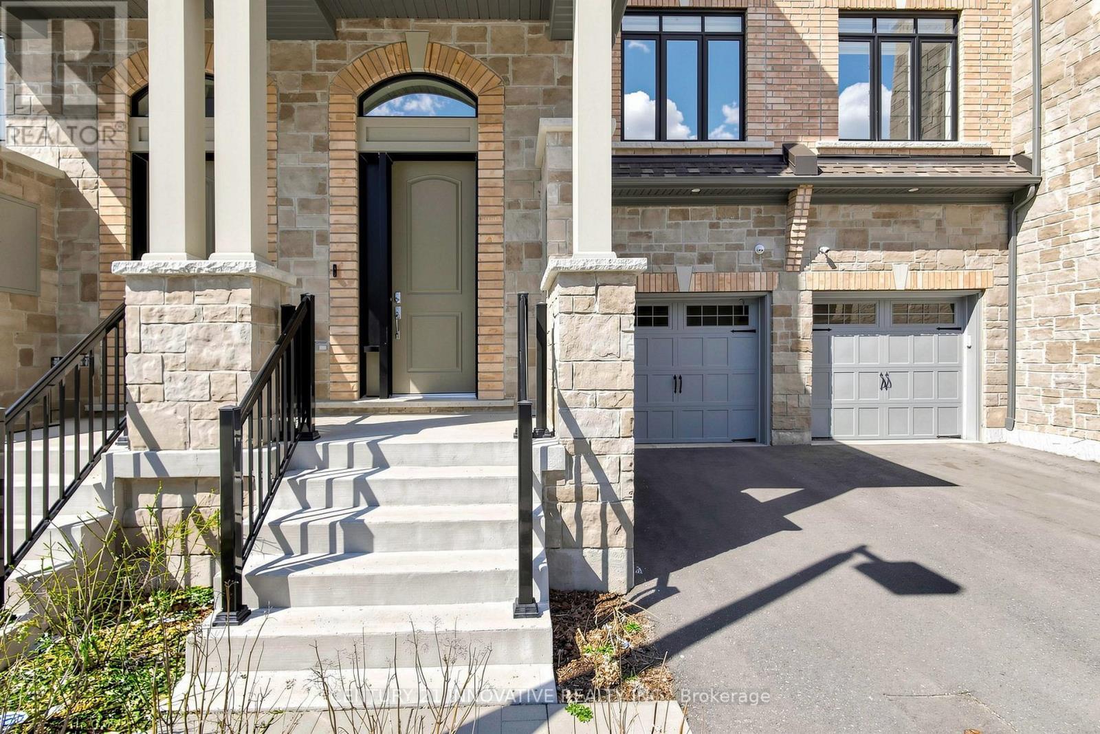 24 Icemaker Way, Whitby, ON - Outdoor