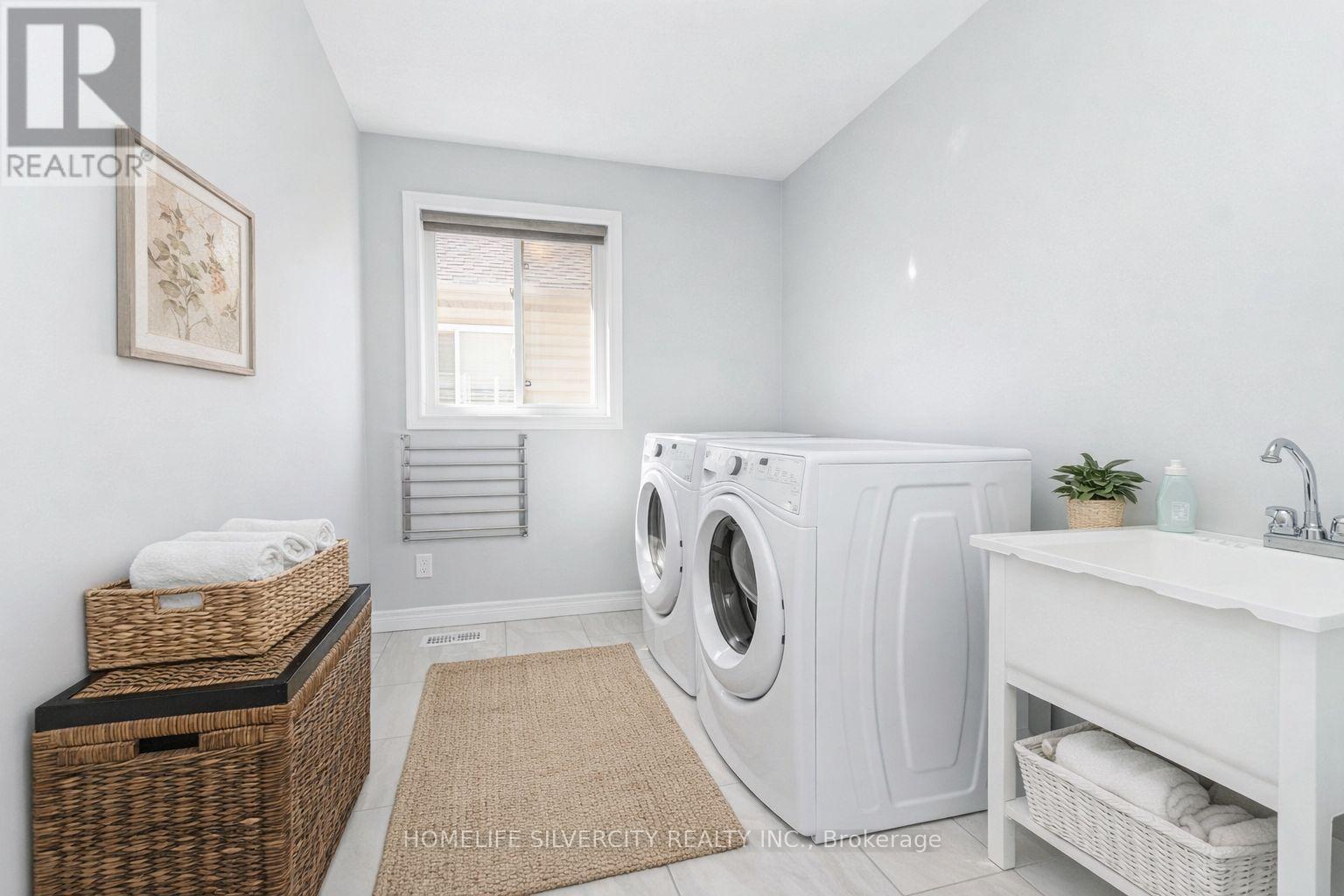 153 Medici Lane, Hamilton, ON - Indoor Photo Showing Laundry Room