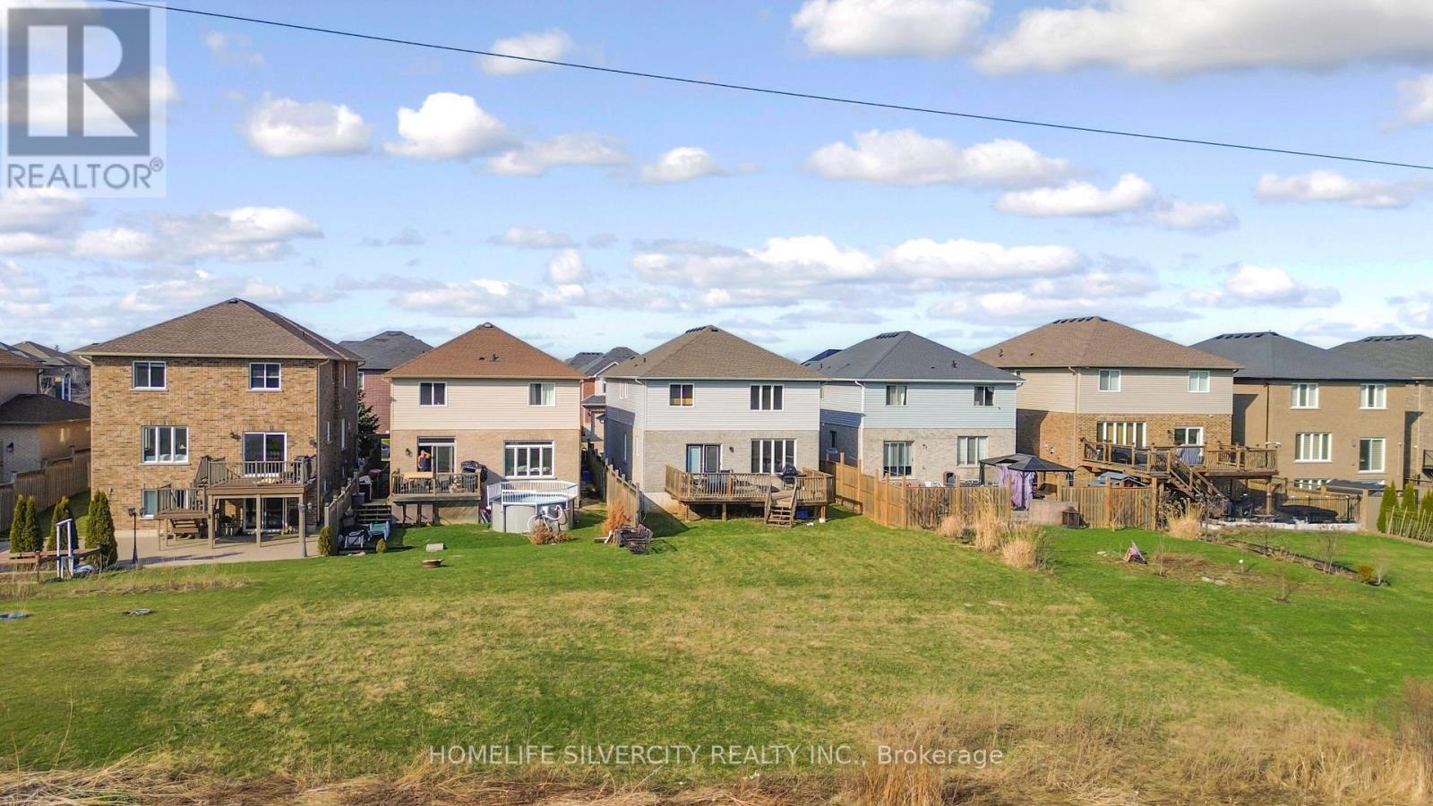 153 Medici Lane, Hamilton, ON - Outdoor With Deck Patio Veranda
