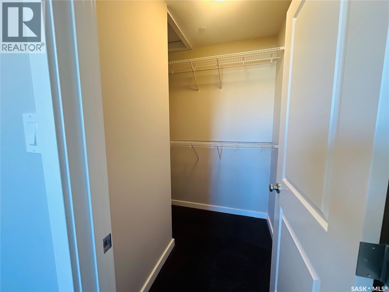 503 Douglas Drive, Swift Current, SK - Indoor