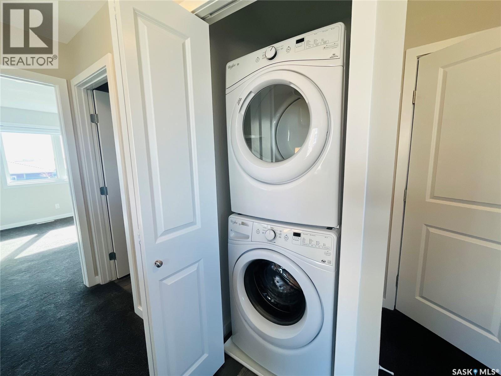 503 Douglas Drive, Swift Current, SK - Indoor Photo Showing Laundry Room