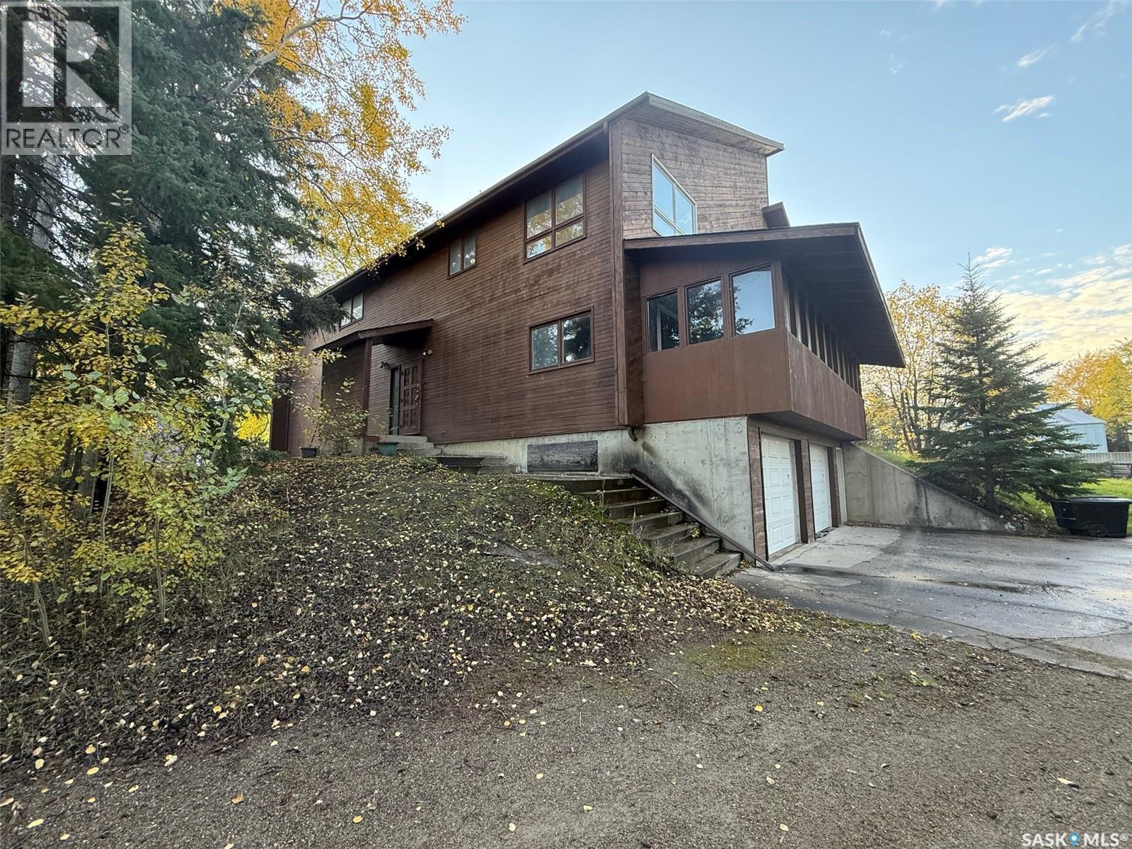 130 Anson Street, Air Ronge, SK - Outdoor