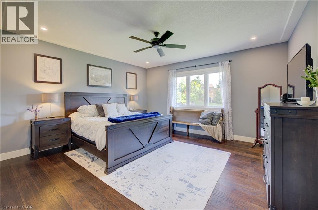 58 Carriage Crossing, Drayton, ON - Indoor Photo Showing Bedroom