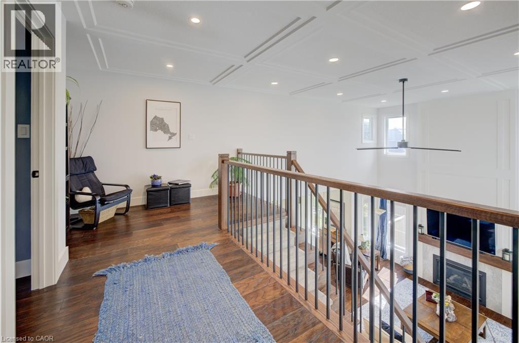 58 Carriage Crossing, Drayton, ON - Indoor Photo Showing Other Room