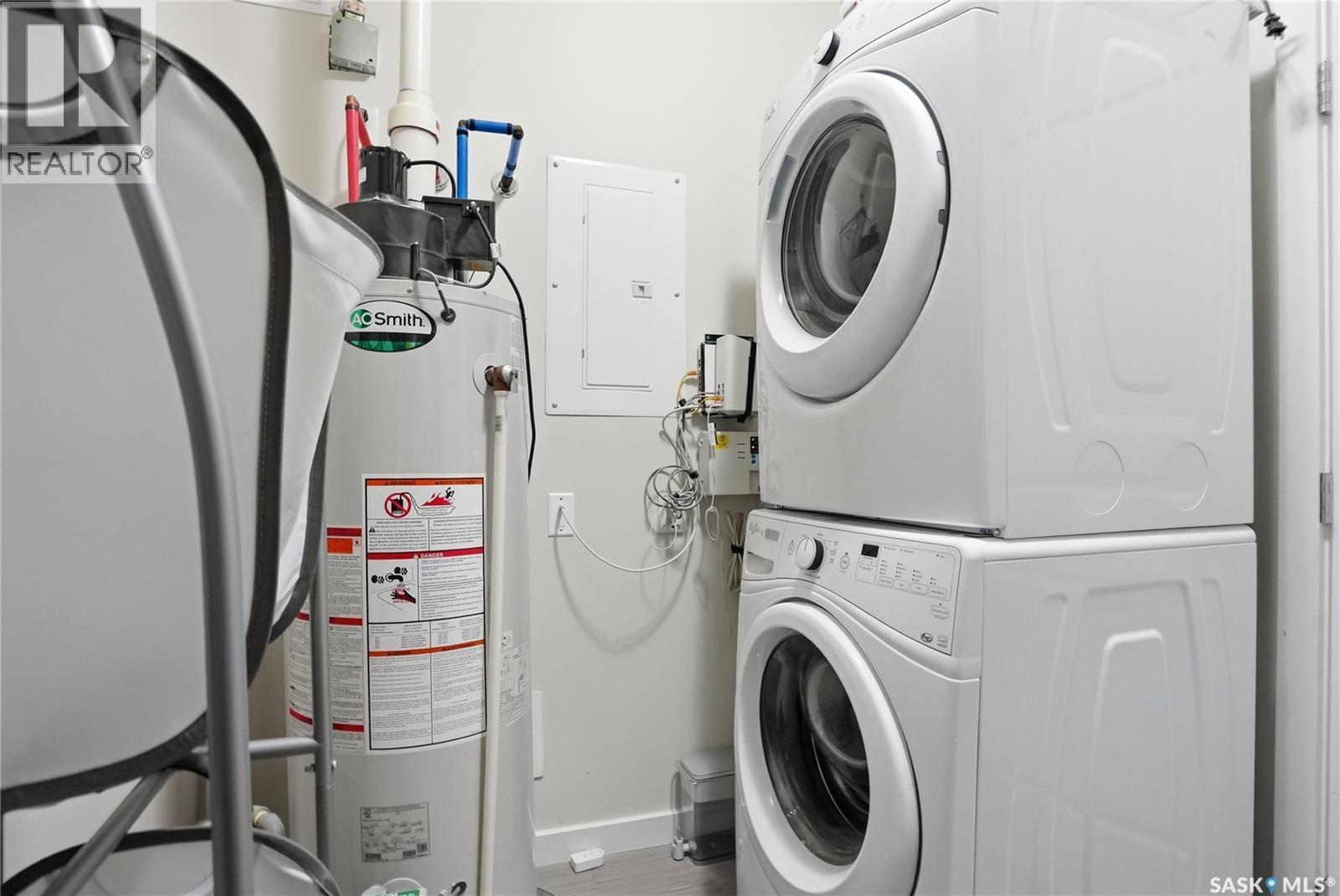 1612 1015 Patrick Crescent, Saskatoon, SK - Indoor Photo Showing Laundry Room