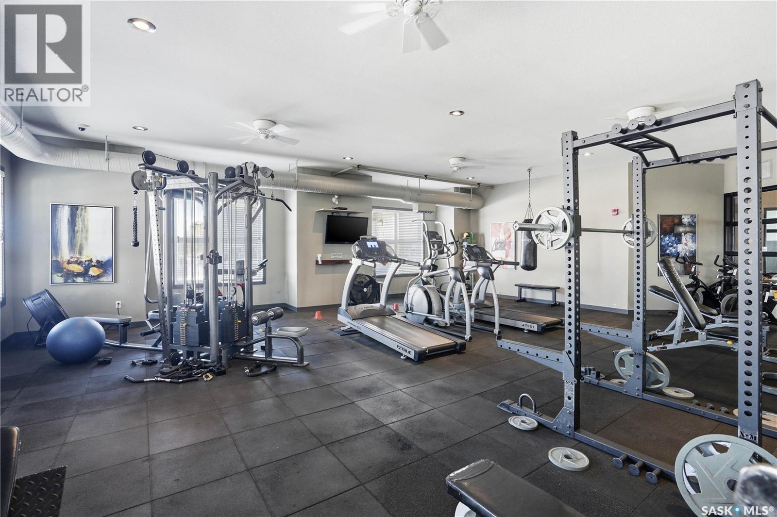 1612 1015 Patrick Crescent, Saskatoon, SK - Indoor Photo Showing Gym Room