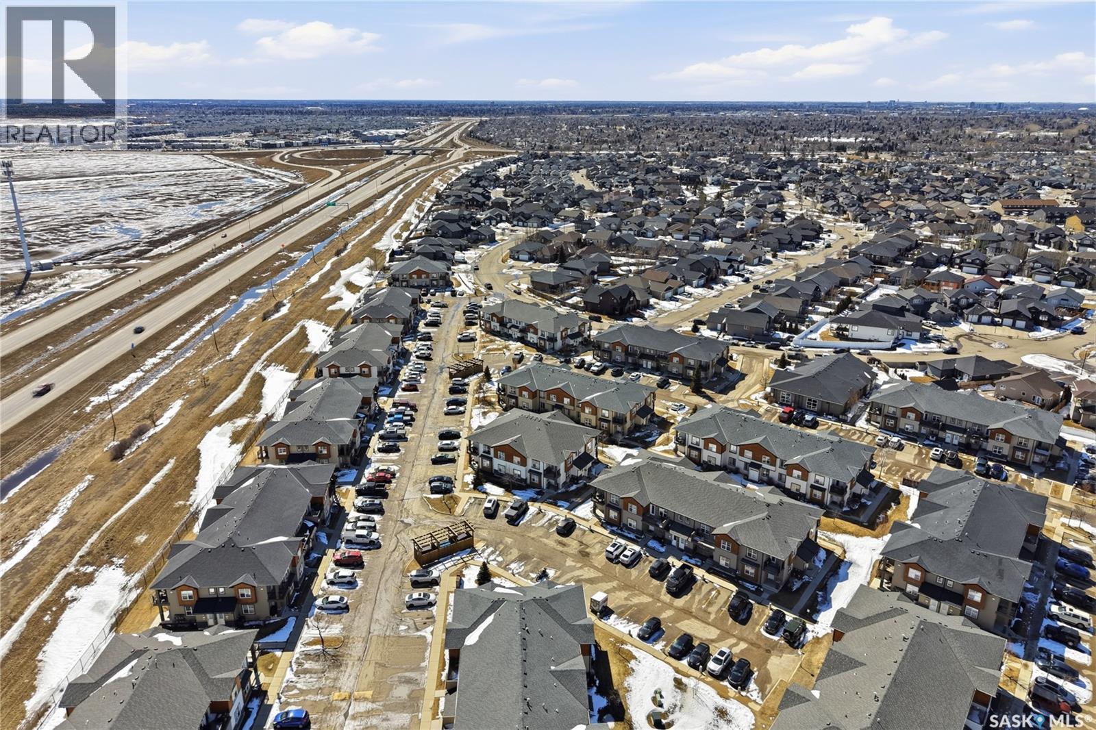 1612 1015 Patrick Crescent, Saskatoon, SK - Outdoor With View