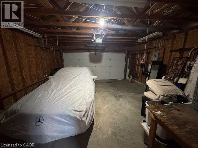 Garage with wood walls - 536 Thorndale Drive, Waterloo, ON - Indoor