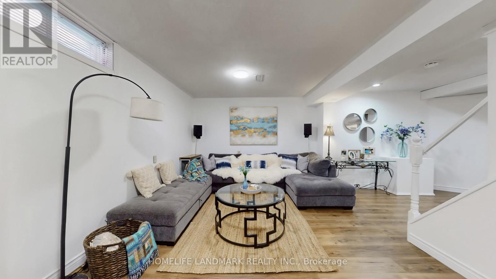 330 Guelph Avenue, Cambridge, ON - Indoor
