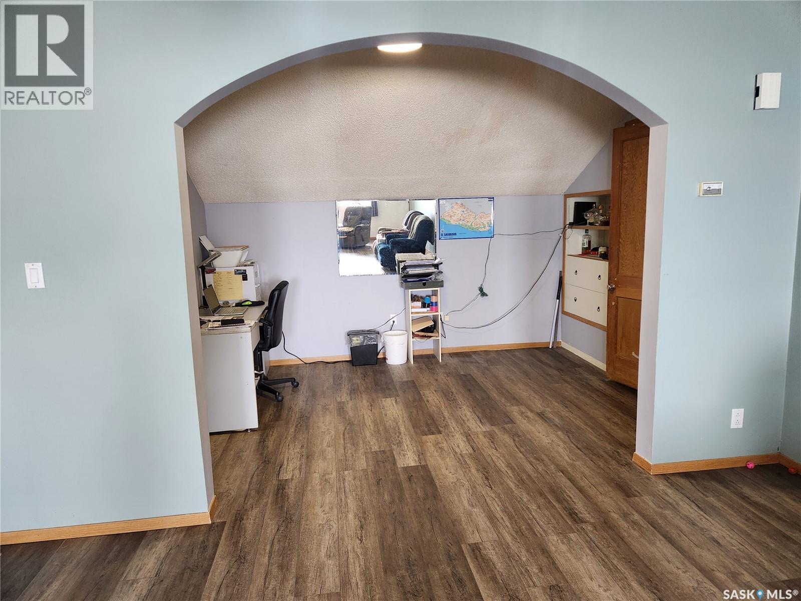 705 Main Street, Zenon Park, SK - Indoor Photo Showing Other Room