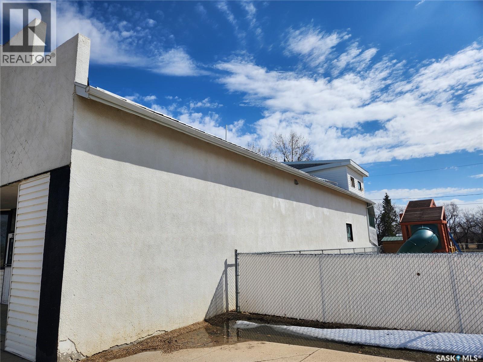 705 Main Street, Zenon Park, SK - Outdoor