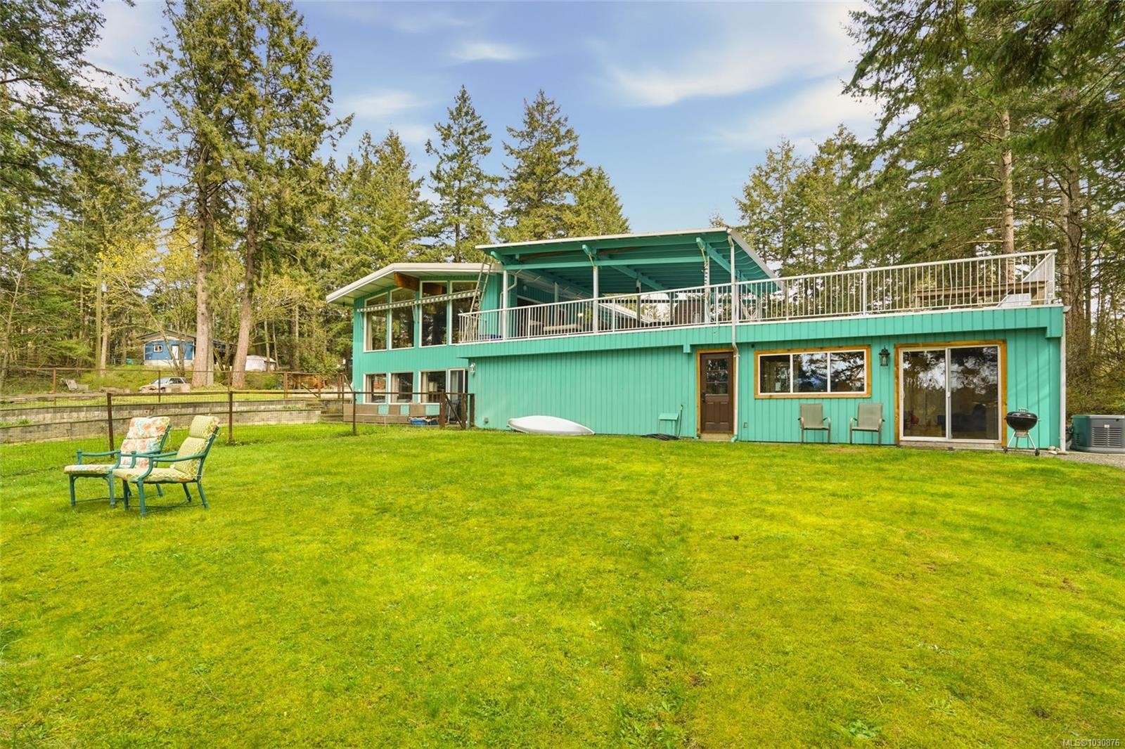 2687 Charles Rd, Nanaimo, BC