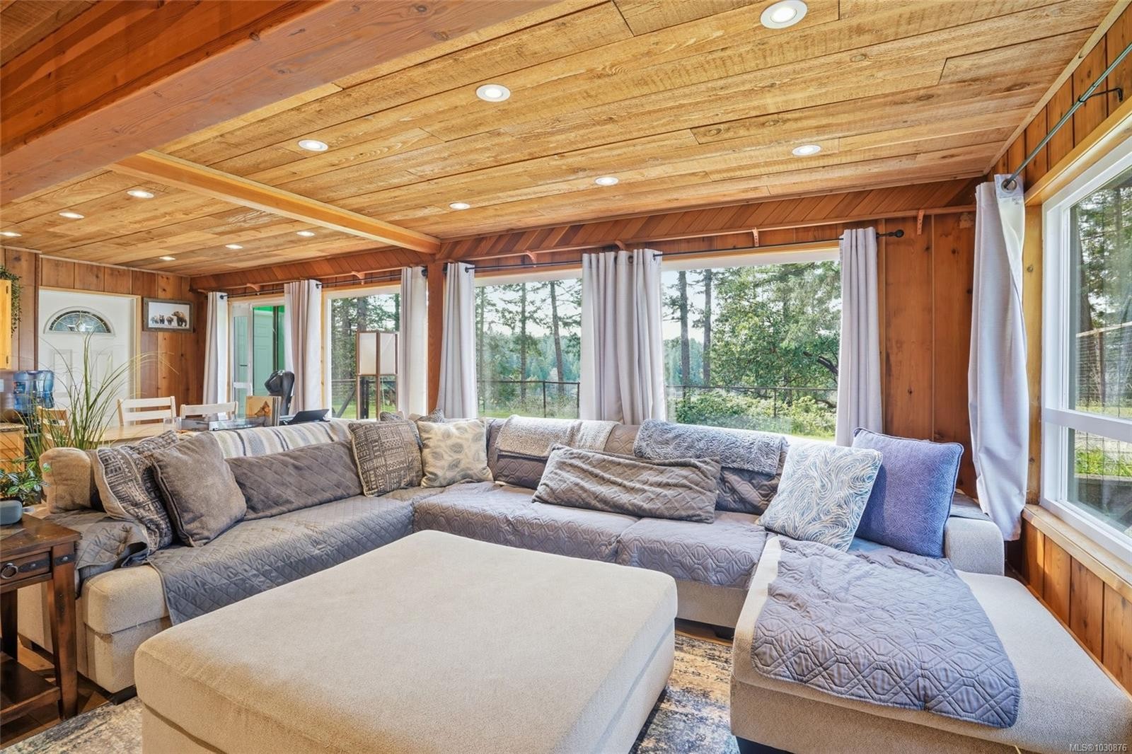 2687 Charles Rd, Nanaimo, BC