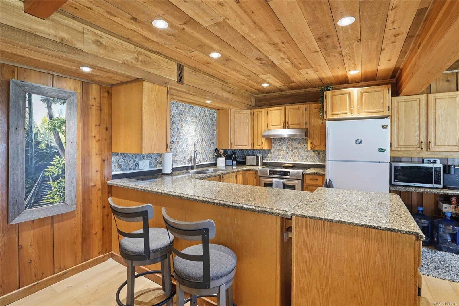 2687 Charles Rd, Nanaimo, BC
