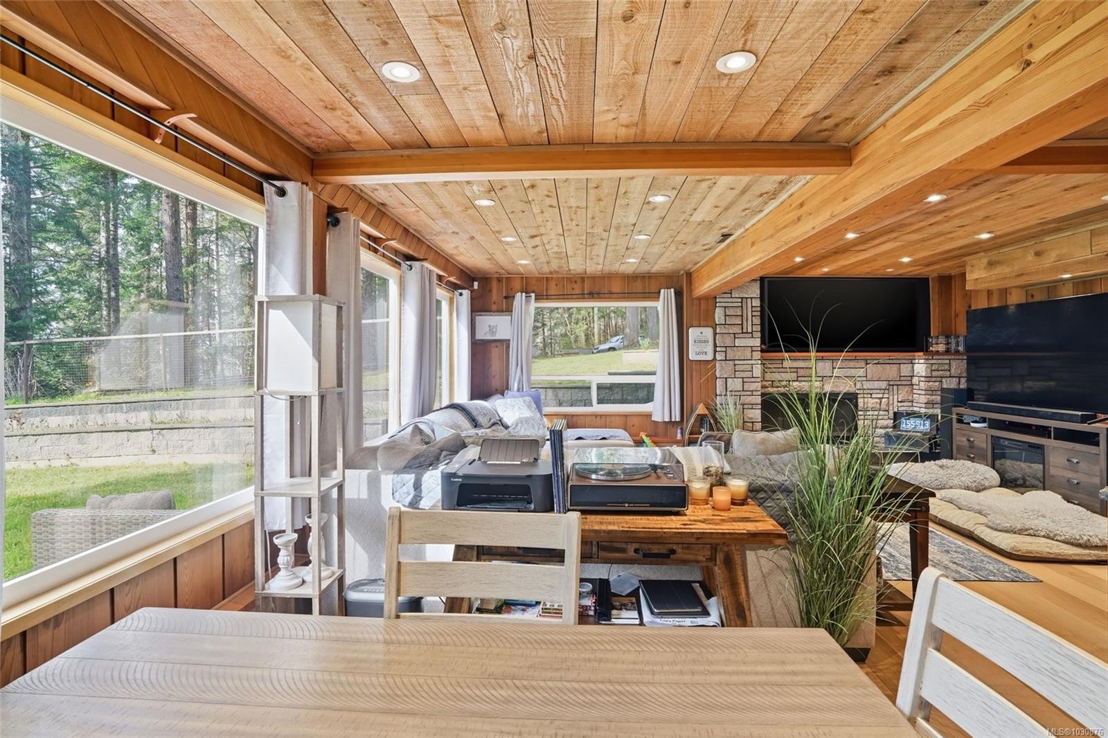 2687 Charles Rd, Nanaimo, BC