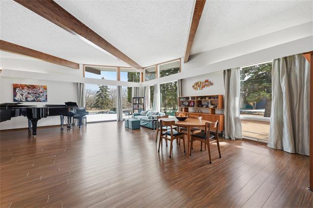 100 Agassiz Dr, Winnipeg, MB