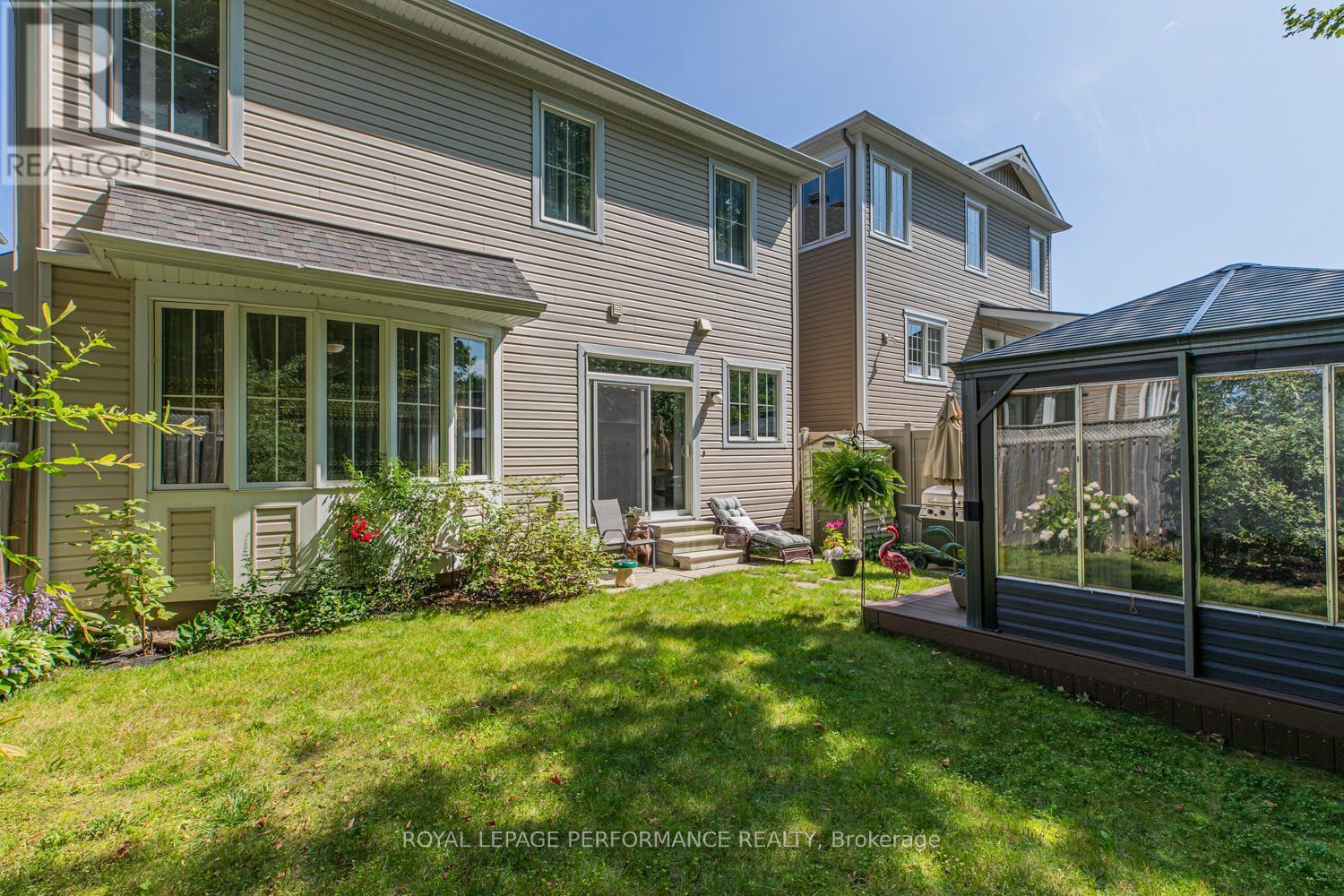 30 Summitview Drive, Ottawa, ON - Outdoor