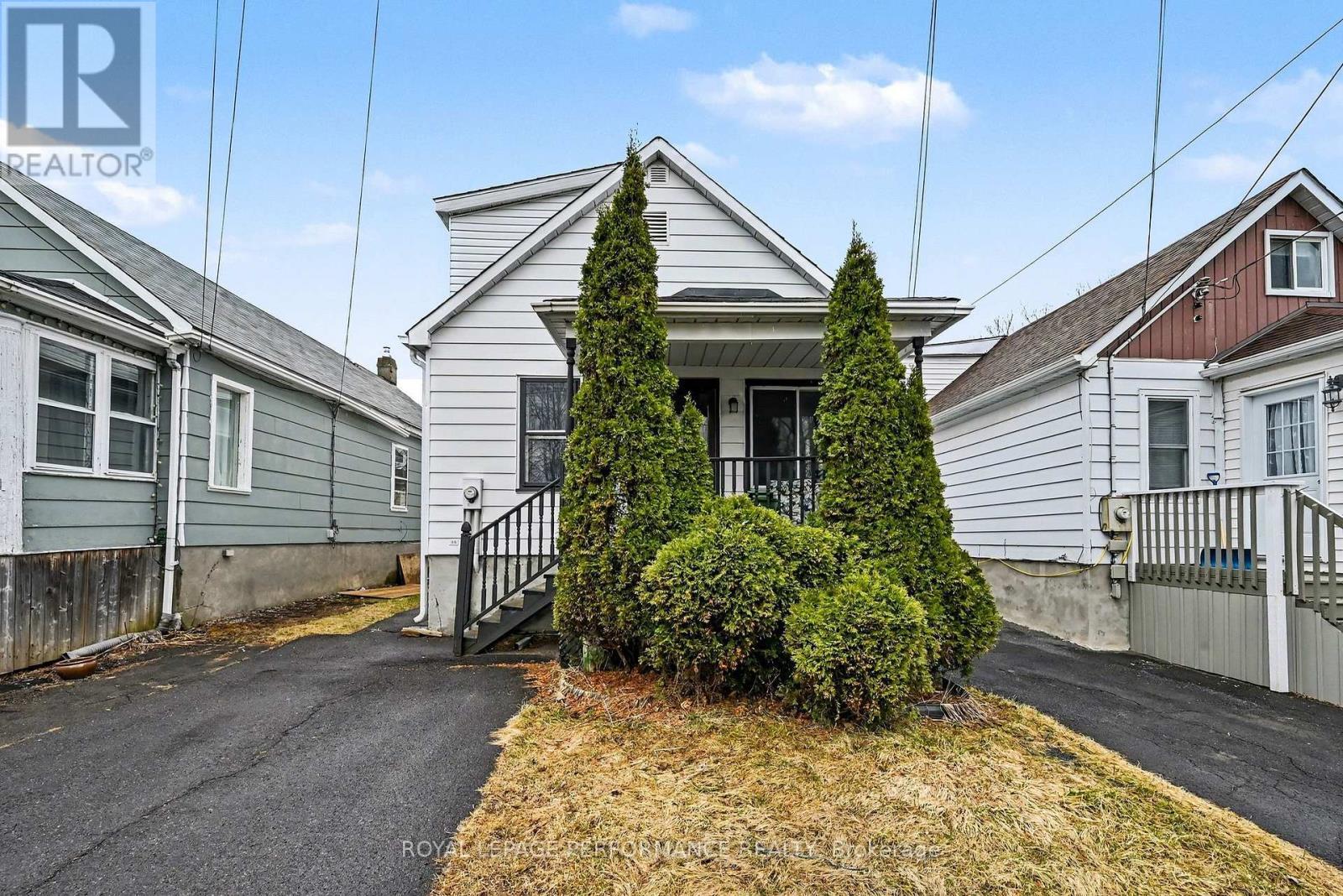 414 Gillespie Avenue, Cornwall, ON - Outdoor