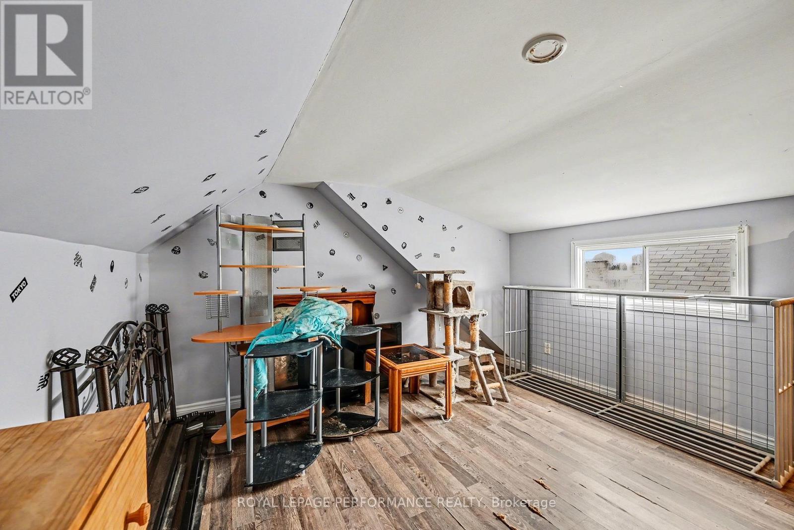 414 Gillespie Avenue, Cornwall, ON - Indoor Photo Showing Other Room