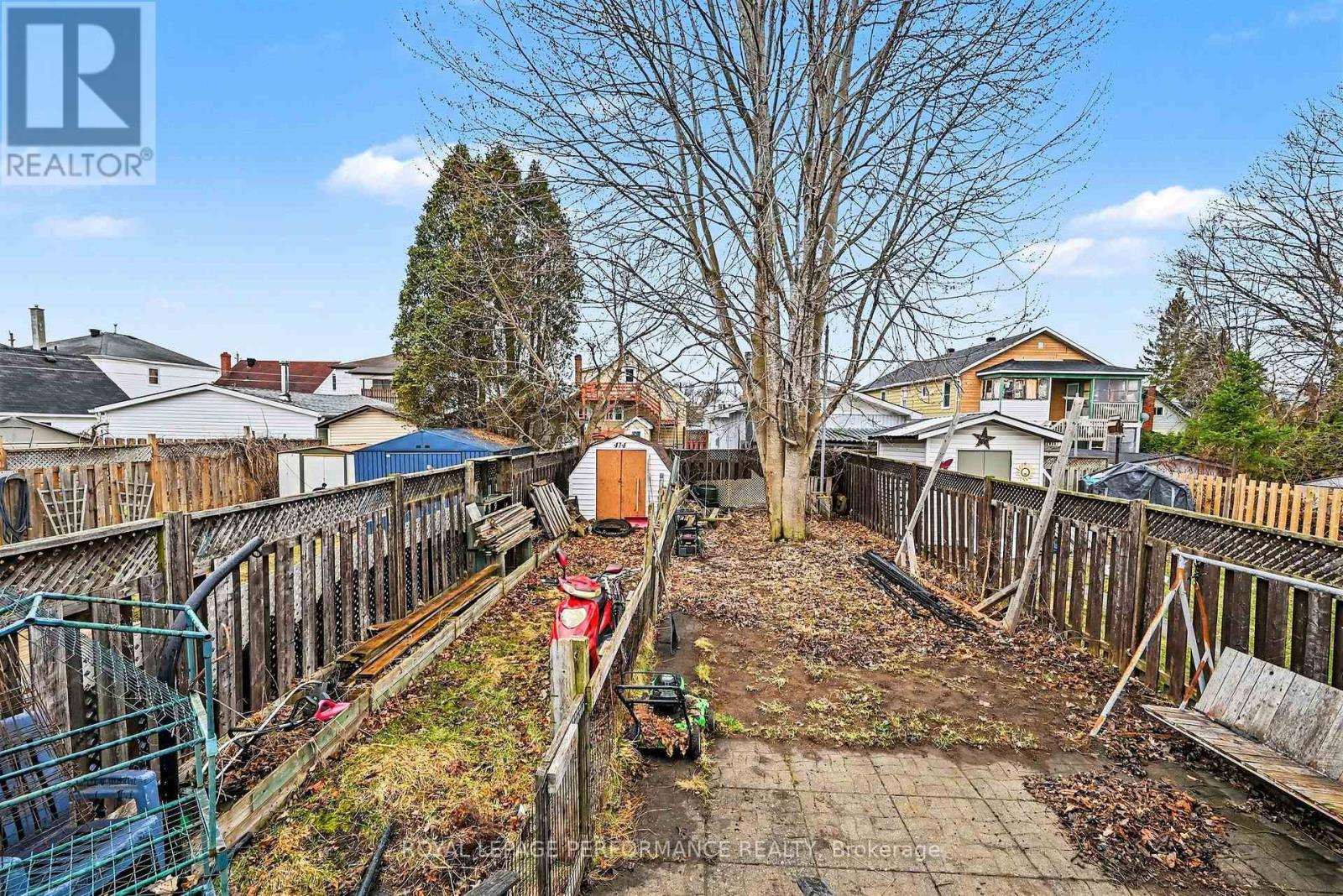 414 Gillespie Avenue, Cornwall, ON - Outdoor
