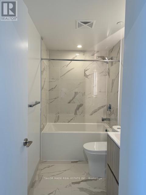 811 - 251 Masonry Way, Mississauga, ON - Indoor Photo Showing Bathroom