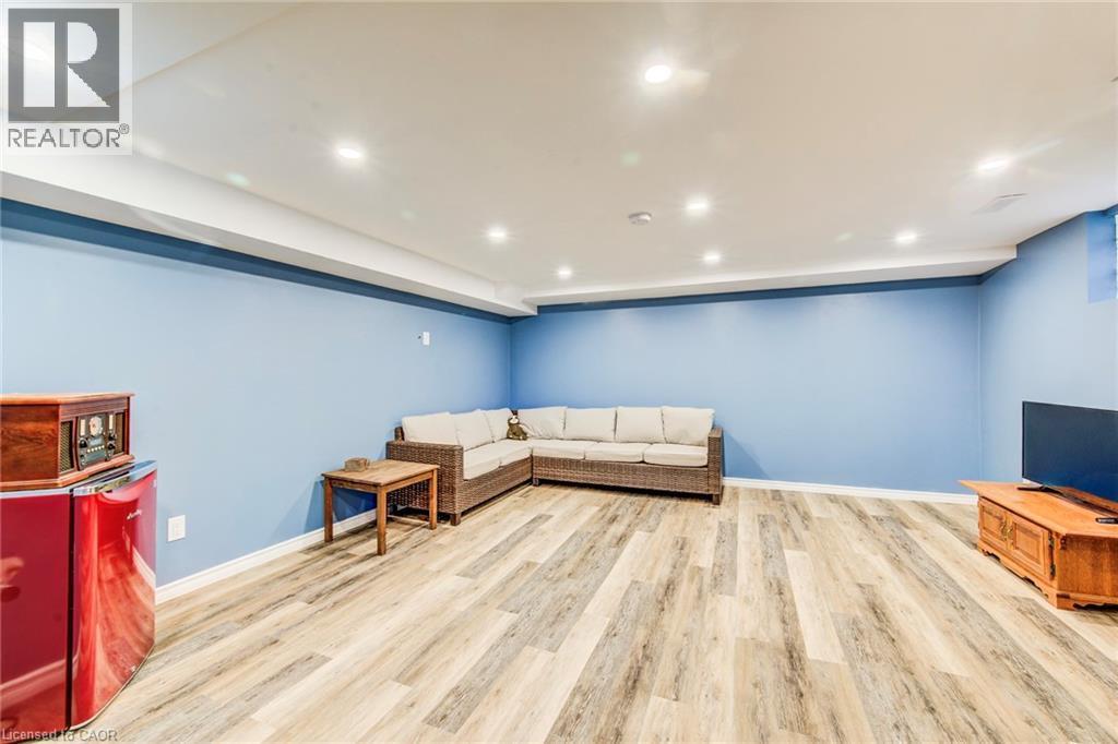 88 Westwood Drive, Kitchener, ON - Indoor