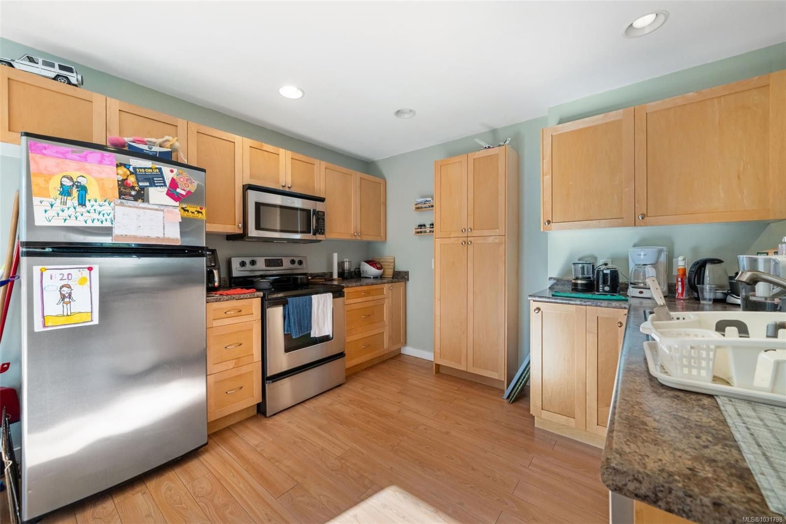 6896 Beaton Rd, Sooke, BC - Outdoor With Exterior