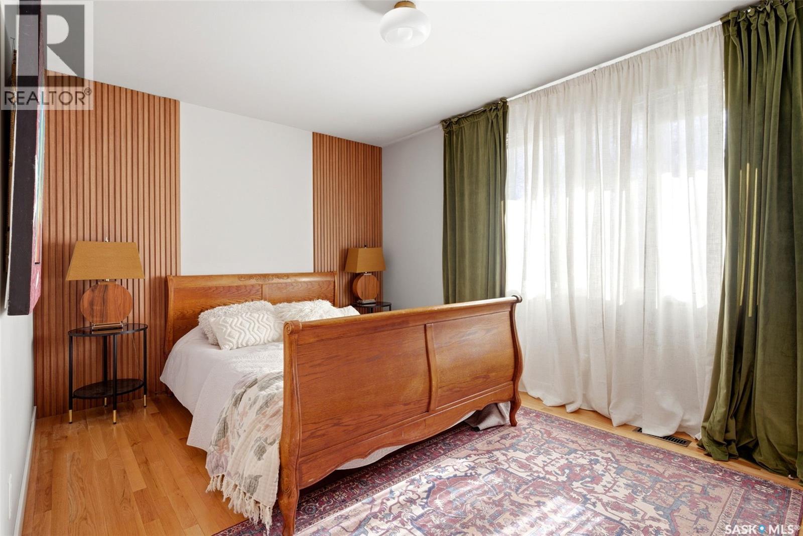 89 Patterson Drive, Regina, SK - Indoor Photo Showing Bedroom