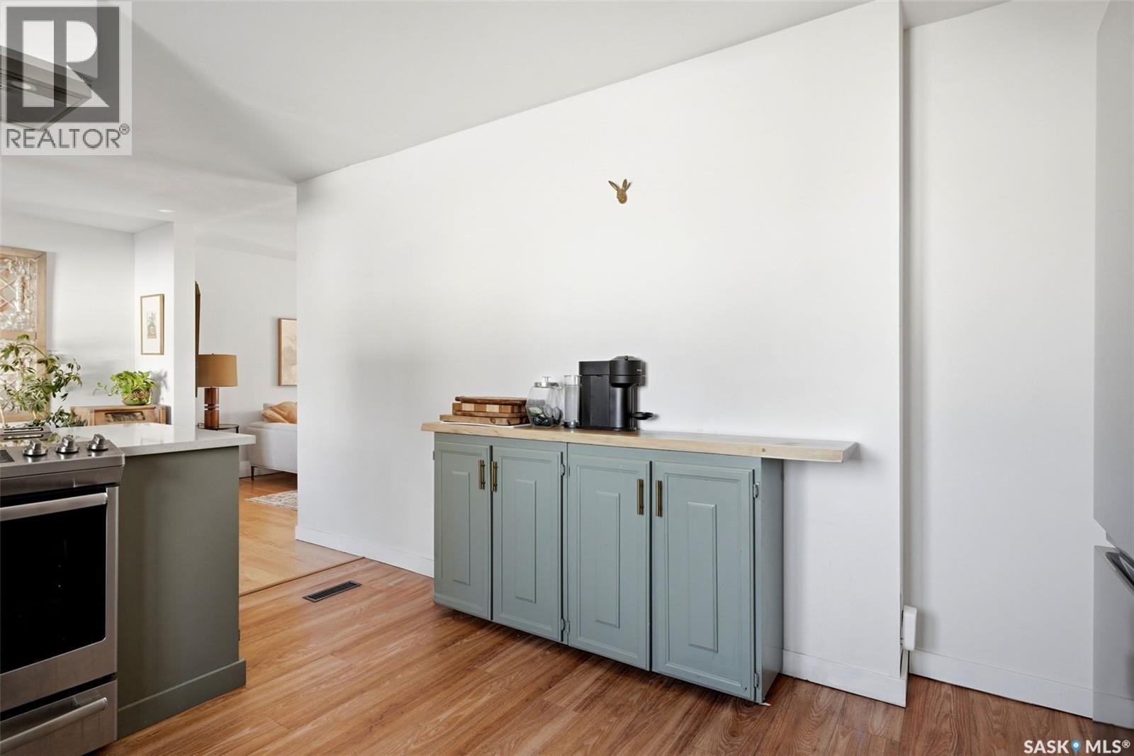 89 Patterson Drive, Regina, SK - Indoor Photo Showing Kitchen
