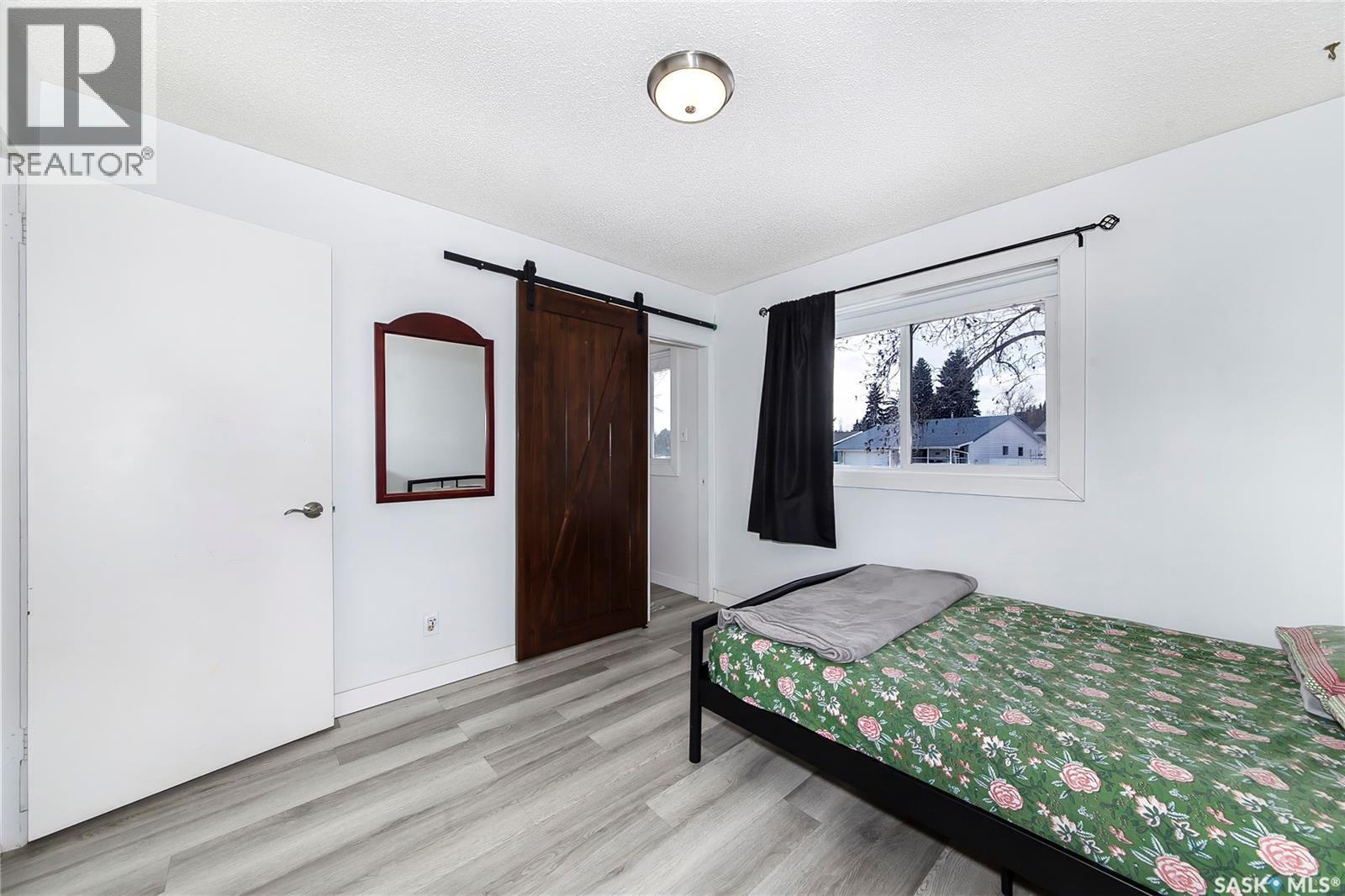 639 Redberry Road, Saskatoon, SK - Indoor Photo Showing Bedroom