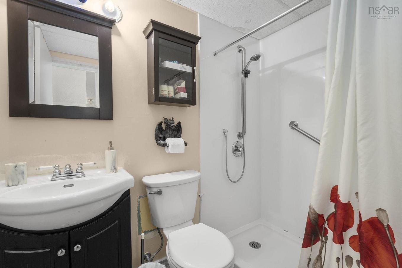 407 5572 North Ridge Road, Halifax, NS