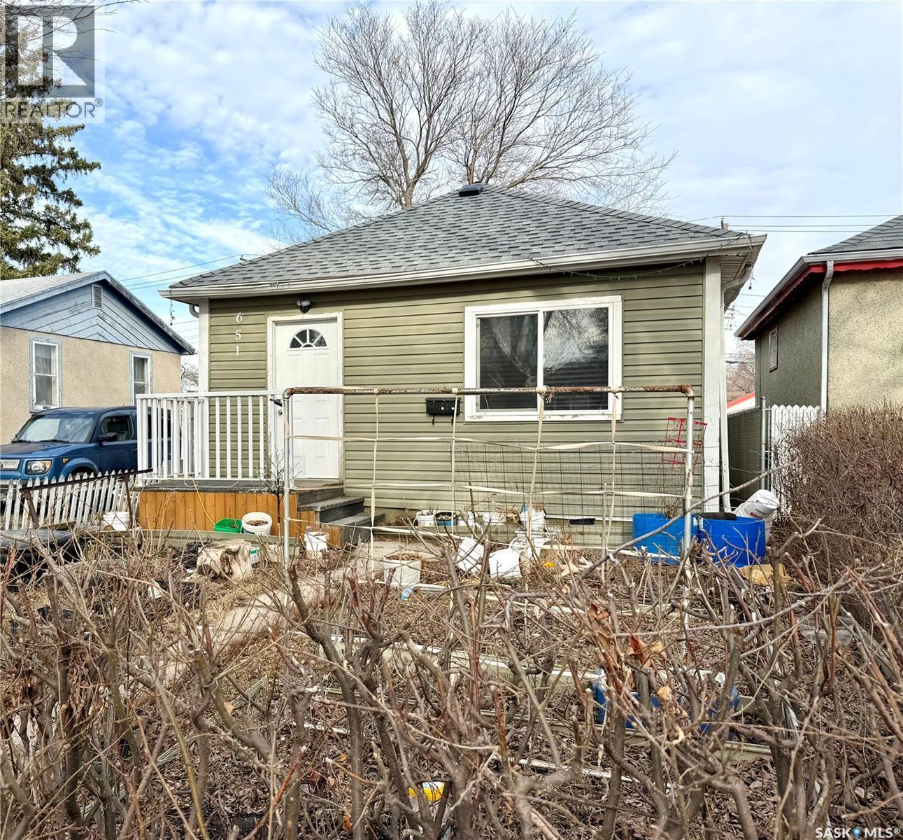 651 Queen Street, Regina, SK - Outdoor With Deck Patio Veranda
