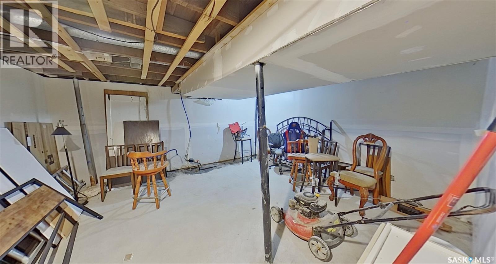 651 Queen Street, Regina, SK - Indoor Photo Showing Basement