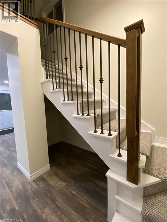 246 Forest Avenue, Hamilton, ON - Indoor Photo Showing Other Room