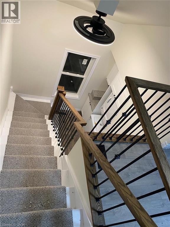 246 Forest Avenue, Hamilton, ON - Indoor Photo Showing Other Room