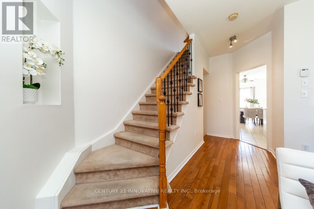 63 Rainbow Valley Crescent, Markham, ON - Indoor Photo Showing Other Room