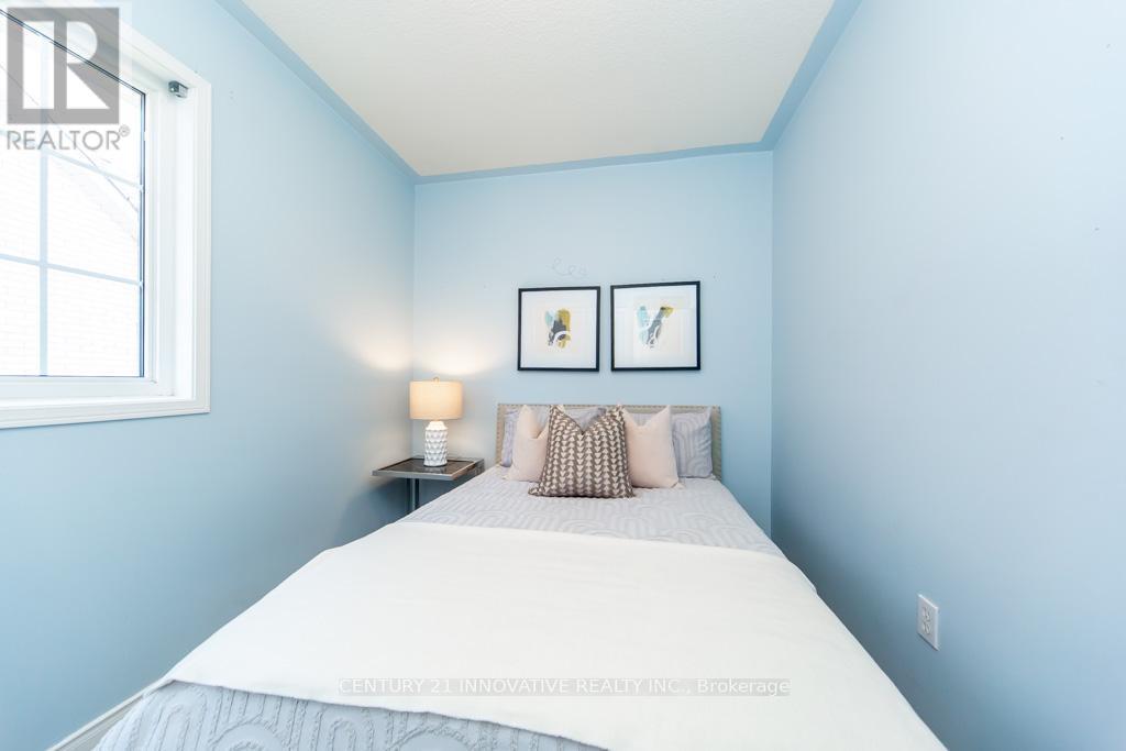 63 Rainbow Valley Crescent, Markham, ON - Indoor Photo Showing Bedroom