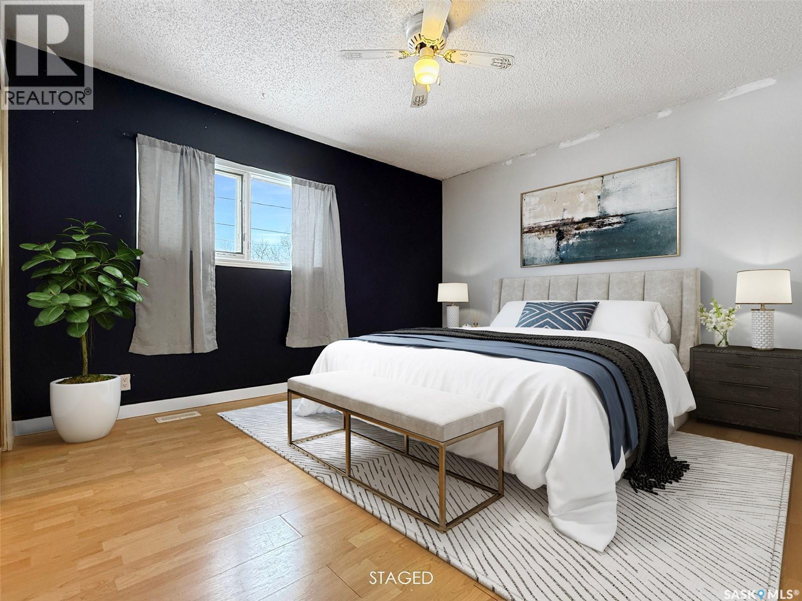 363 Iris Avenue, Swift Current Rm No. 137, SK - Indoor Photo Showing Bedroom