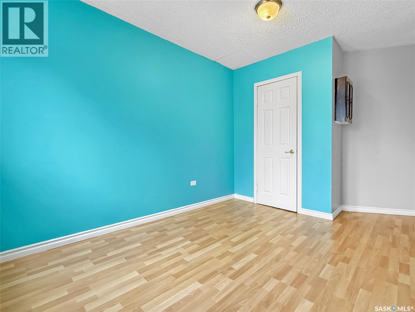 363 Iris Avenue, Swift Current Rm No. 137, SK - Indoor Photo Showing Other Room