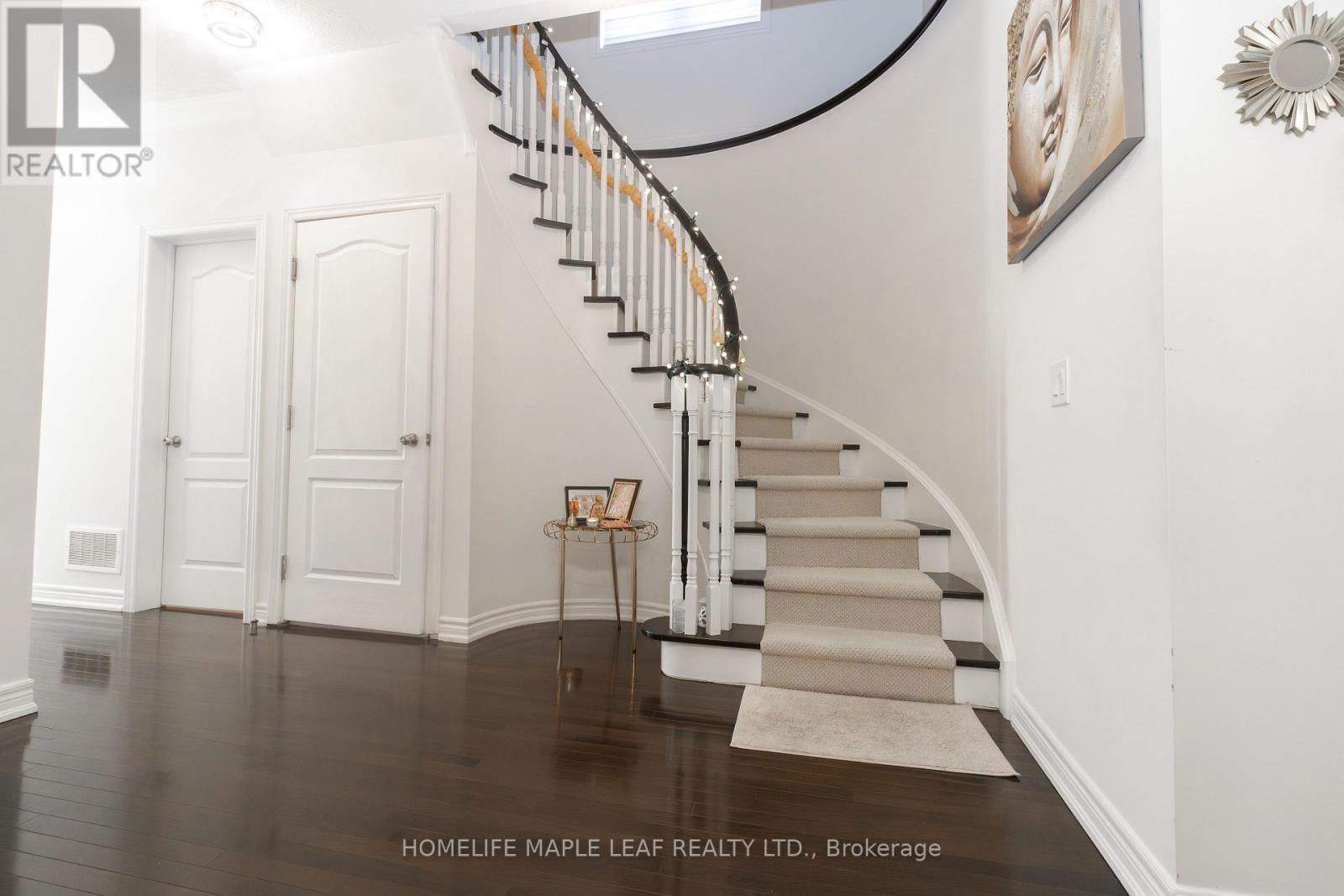 11 Icefall Road, Caledon, ON - Indoor Photo Showing Other Room