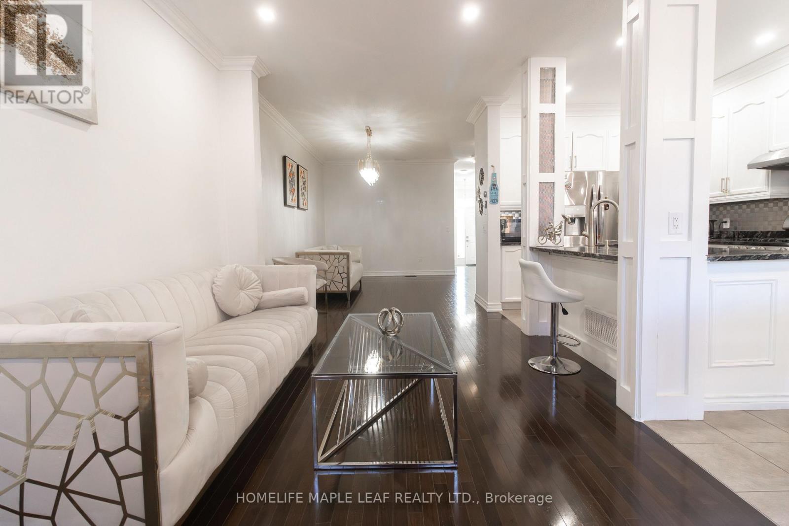 11 Icefall Road, Caledon, ON - Indoor