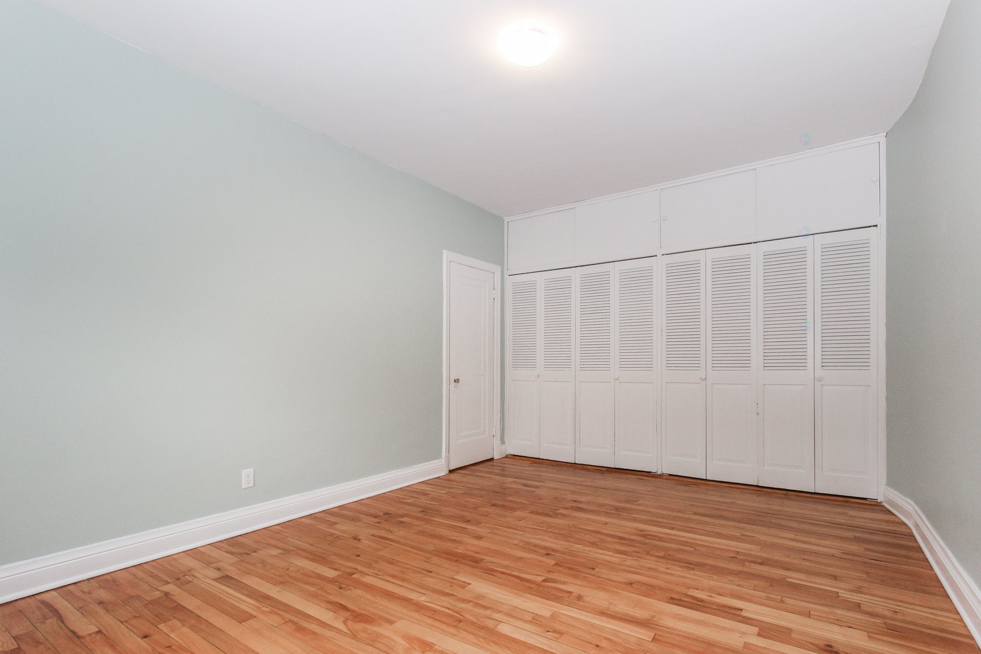 Master Bedroom - 6119 Av. Somerled, Montréal (Côte-Des-Neiges/Notre-Dame-De-Grâce), QC - Indoor Photo Showing Other Room