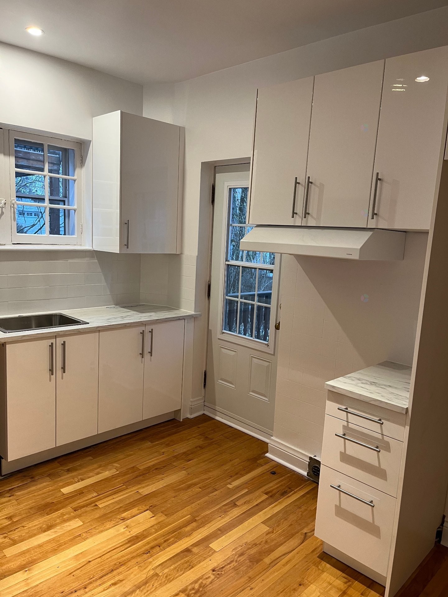 Kitchen - 6119 Av. Somerled, Montréal (Côte-Des-Neiges/Notre-Dame-De-Grâce), QC - Indoor