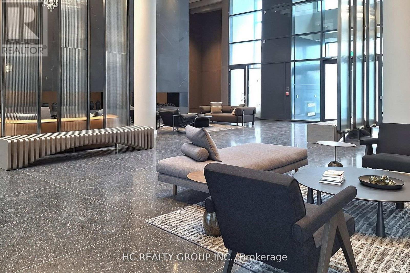 3101 - 8 Interchange Way, Vaughan, ON - Indoor